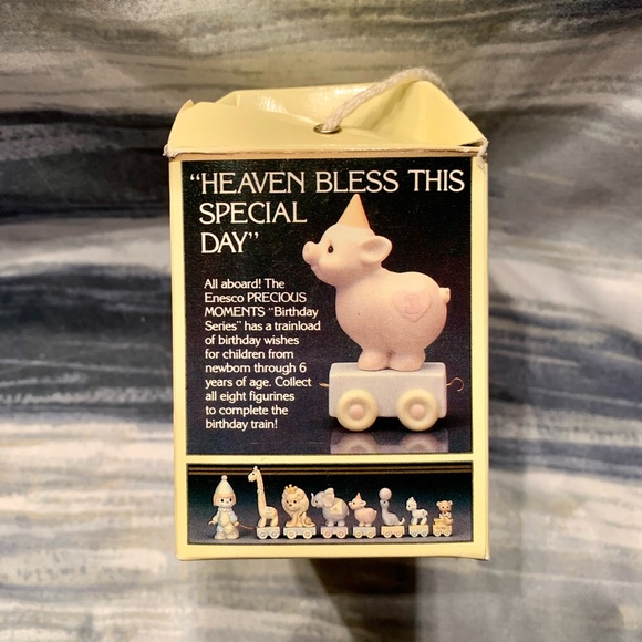 Precious Moments Birthday Train Year 3 Pig - Picture 5 of 9